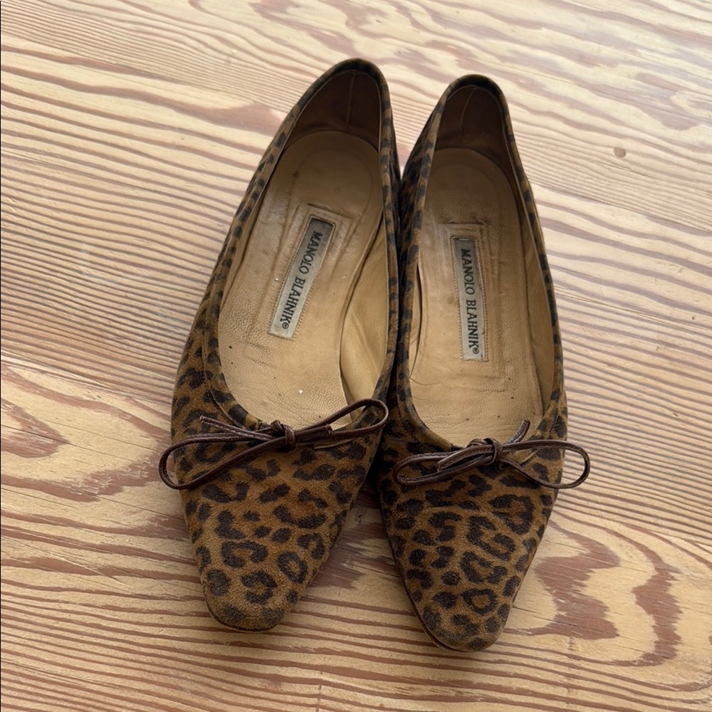 Manolo Blahnik Brown Leopard Flats